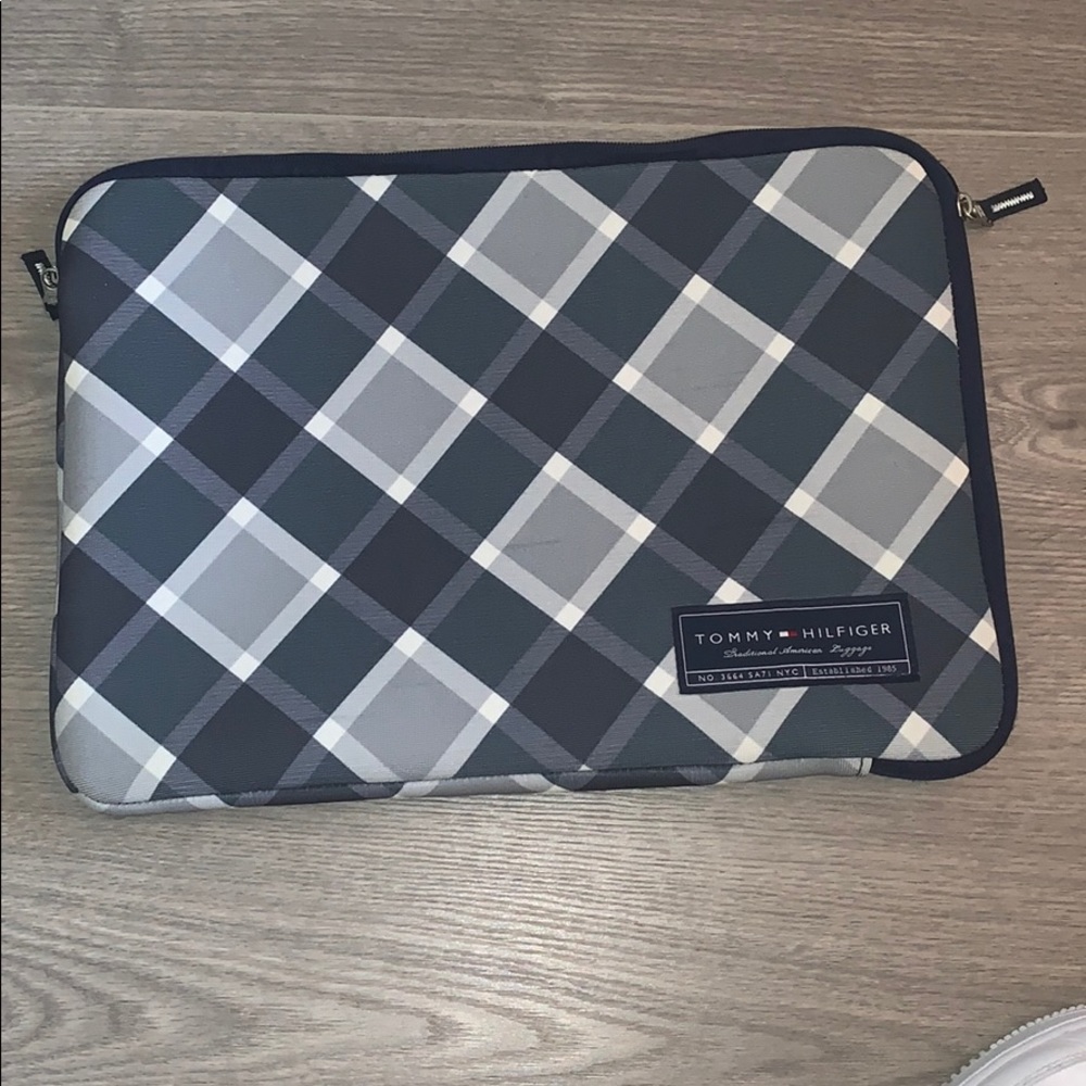 Tommy Hilfiger Laptop Case
